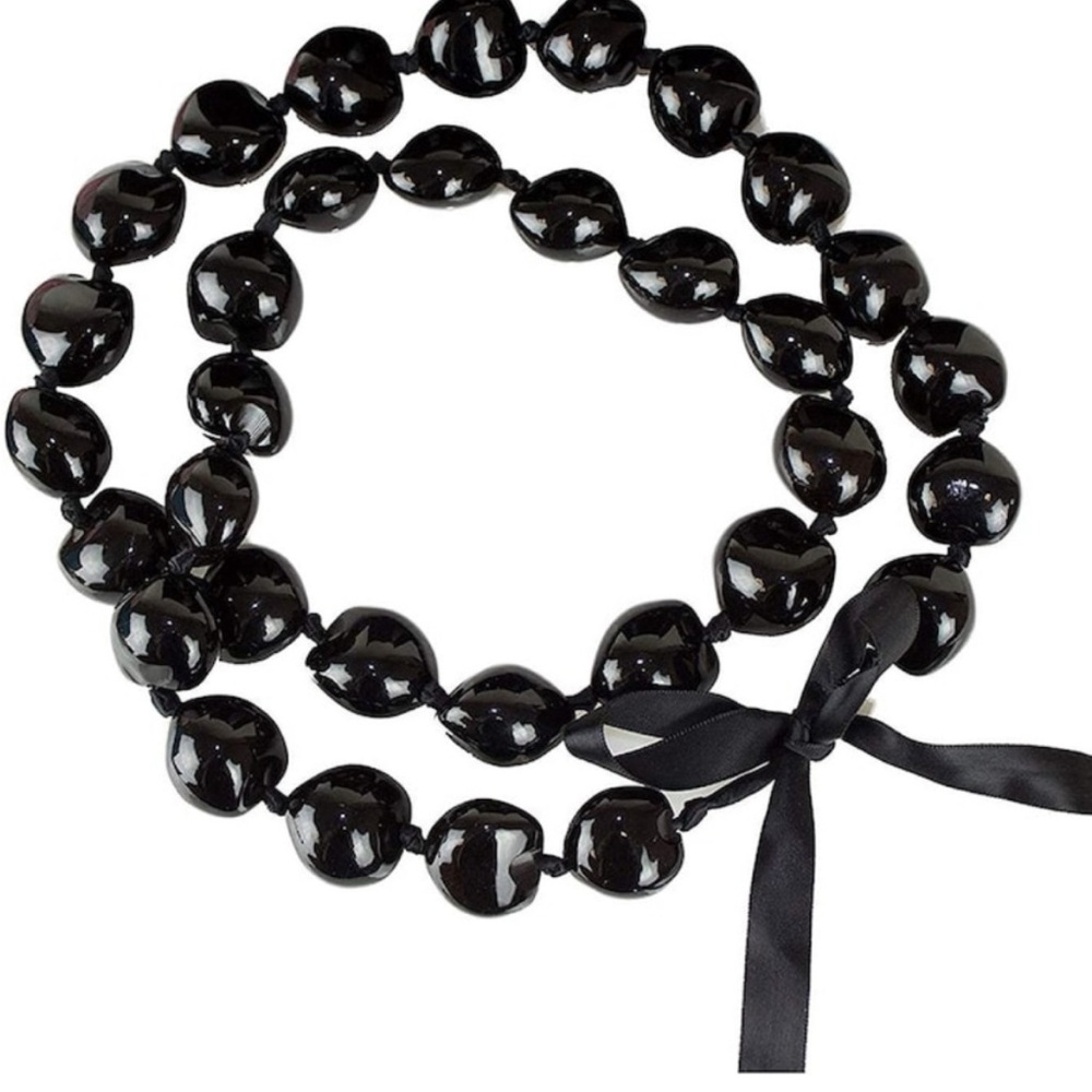 Black Hawaiian Kukui Nut Leis Beads Necklace
